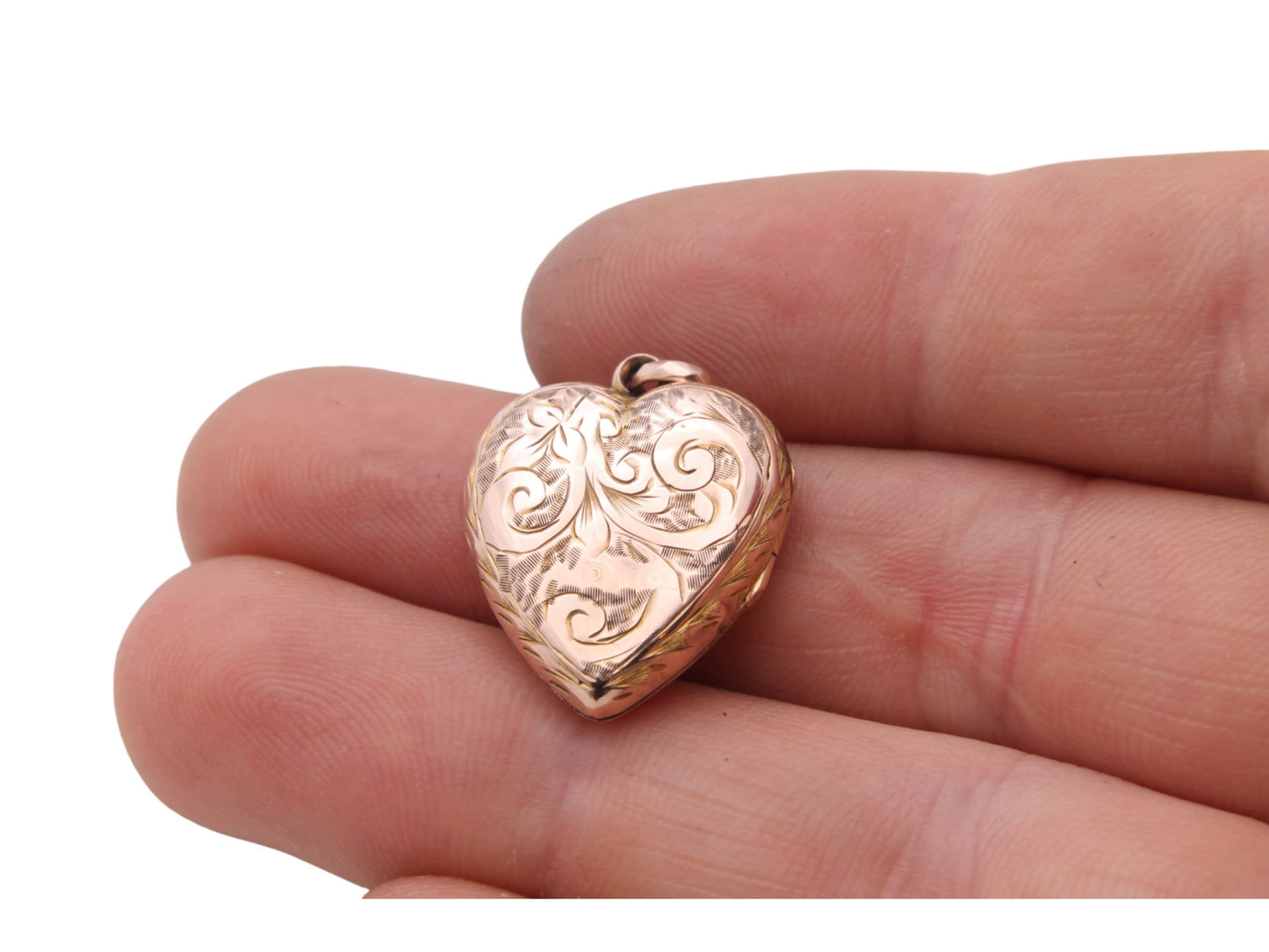 Antique 9ct Gold Decorative Heart Locket