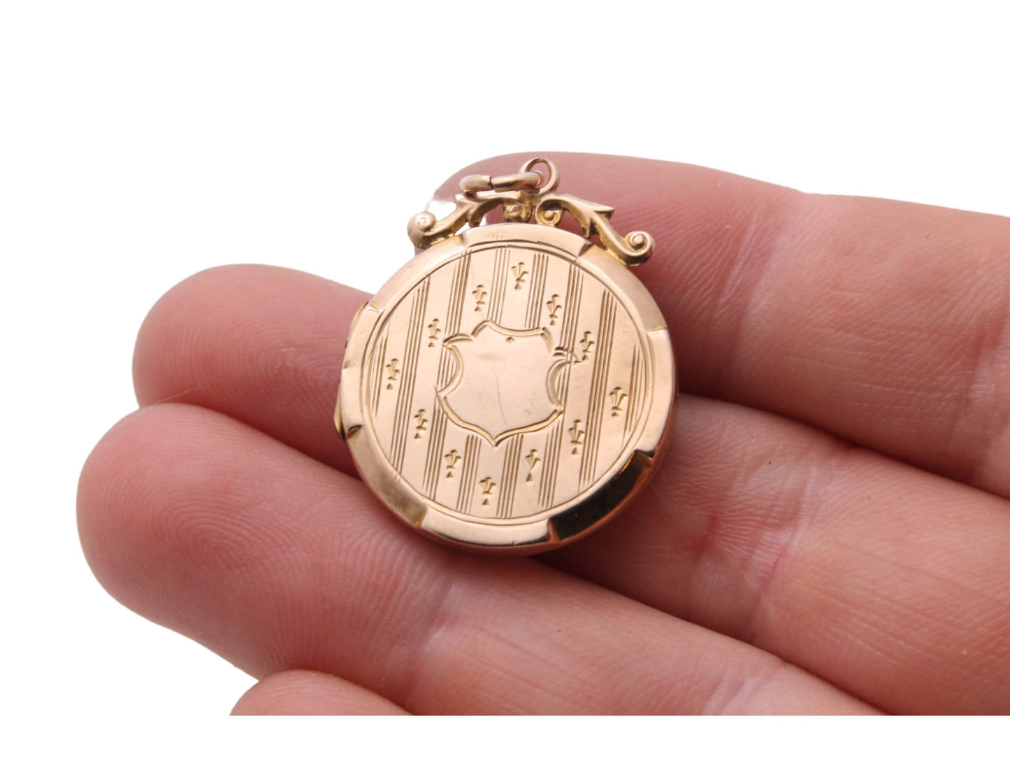 Antique 9ct Yellow Gold Circle Shield Locket