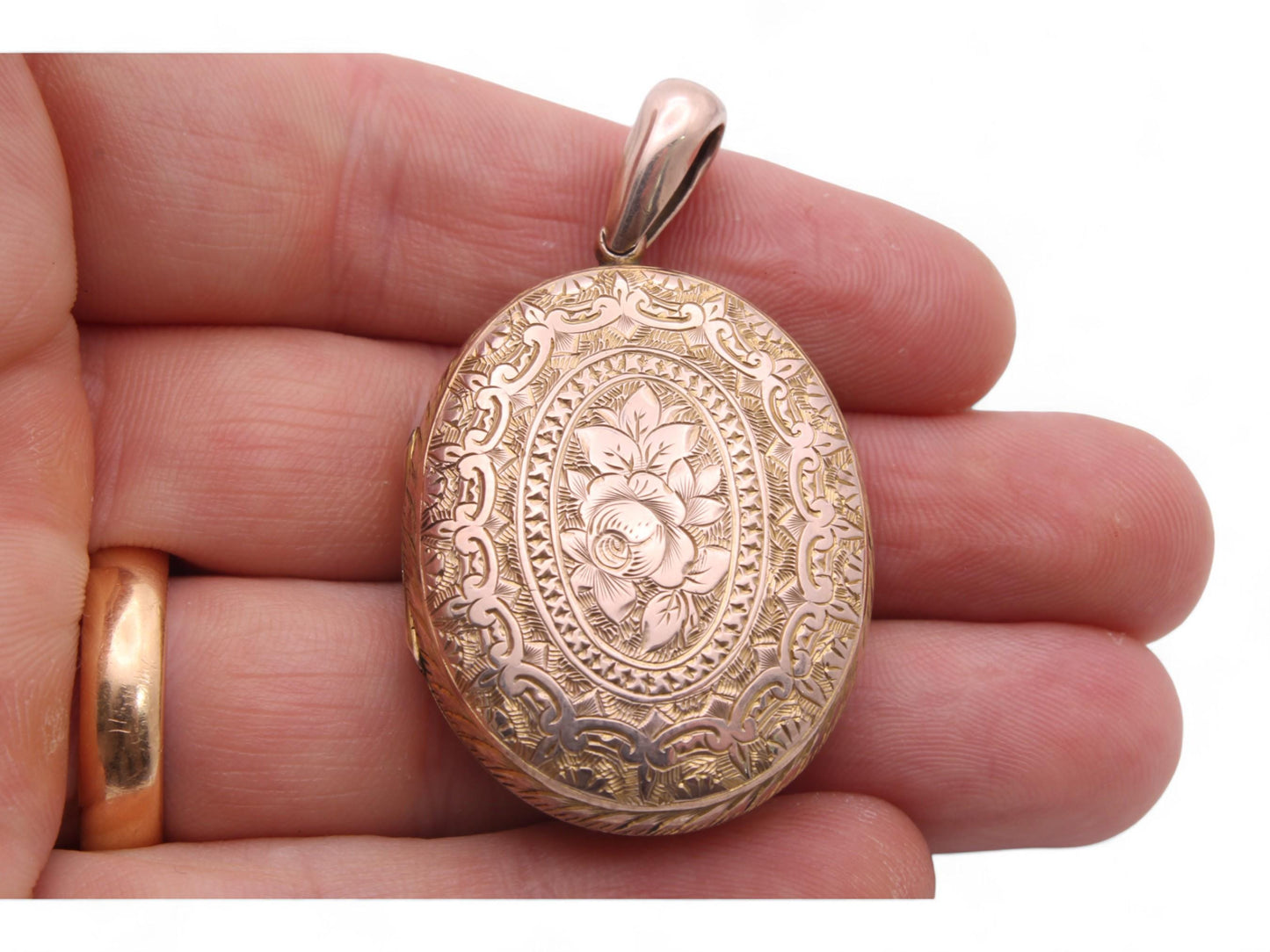 Antique 9ct Gold Decorative Forget Me Not Tulip Locket