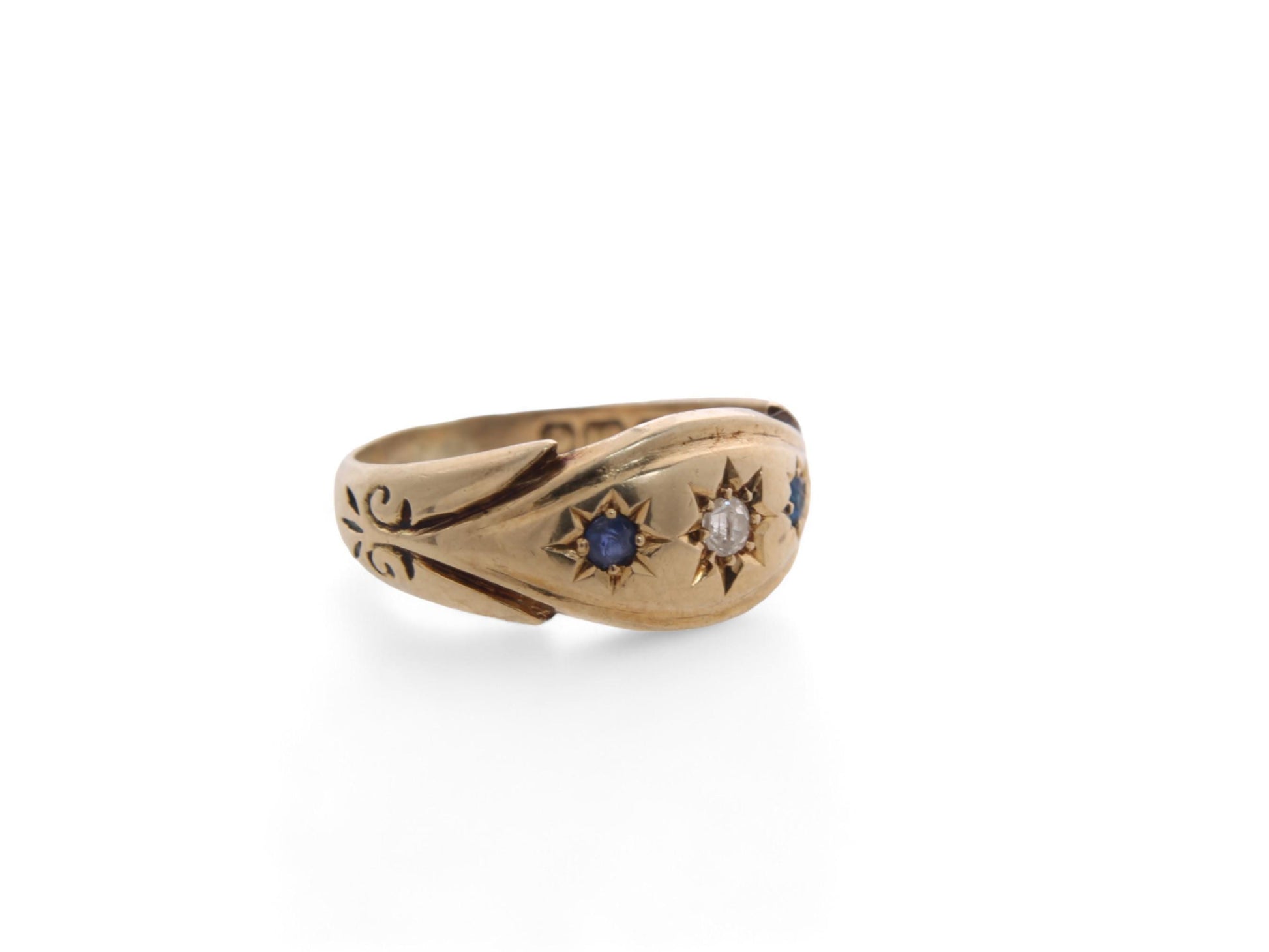 Antique-18ct-Gold,-Diamond-&-Sapphire-Gypsy-Ring,-1914