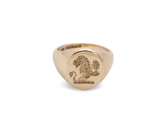 Vintage 9ct Gold Intaglio Lion Crest Signet Ring