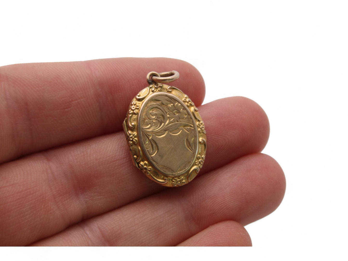 Antique 9ct Gold Forget Me Not Locket