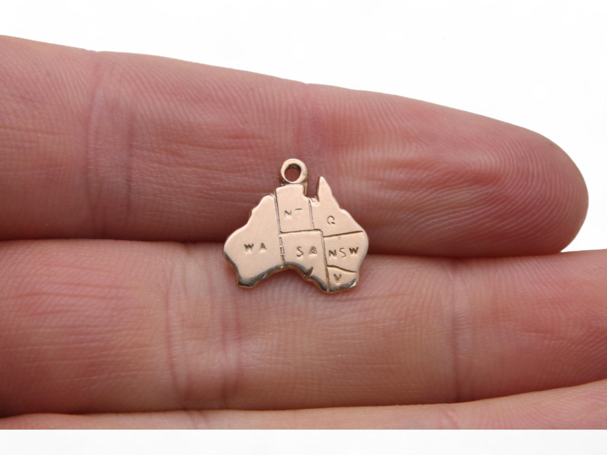 Antique 9ct Gold Australia Country Charm