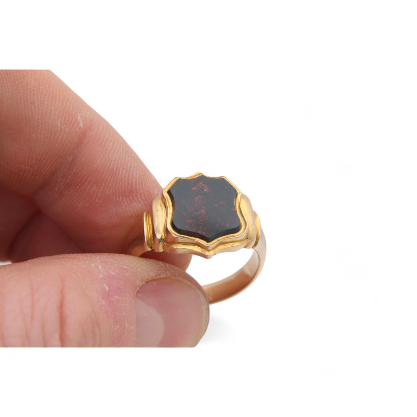 Antique 18ct Gold Shield Bloodstone Signet Ring