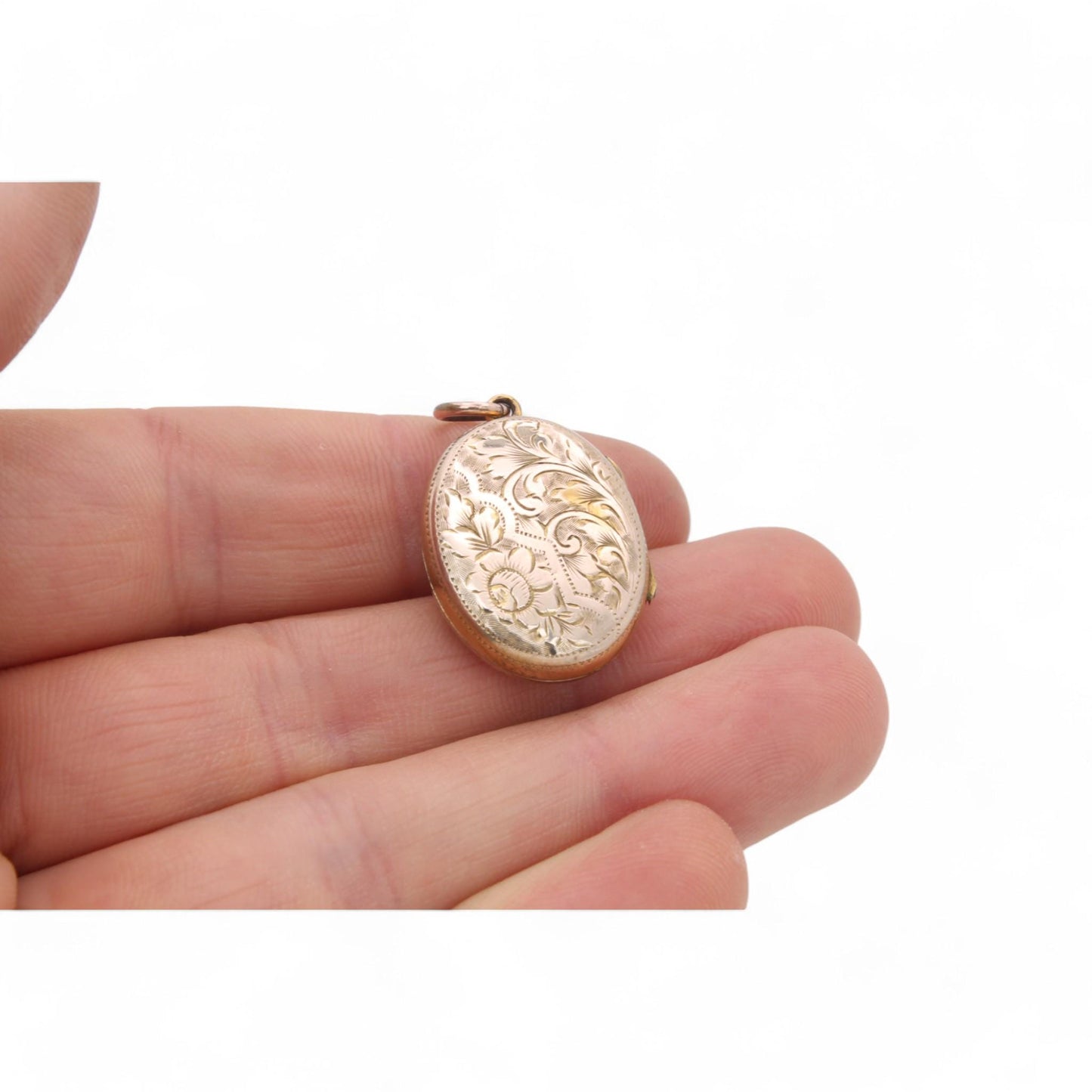 Antique 9ct Gold Chased Locket