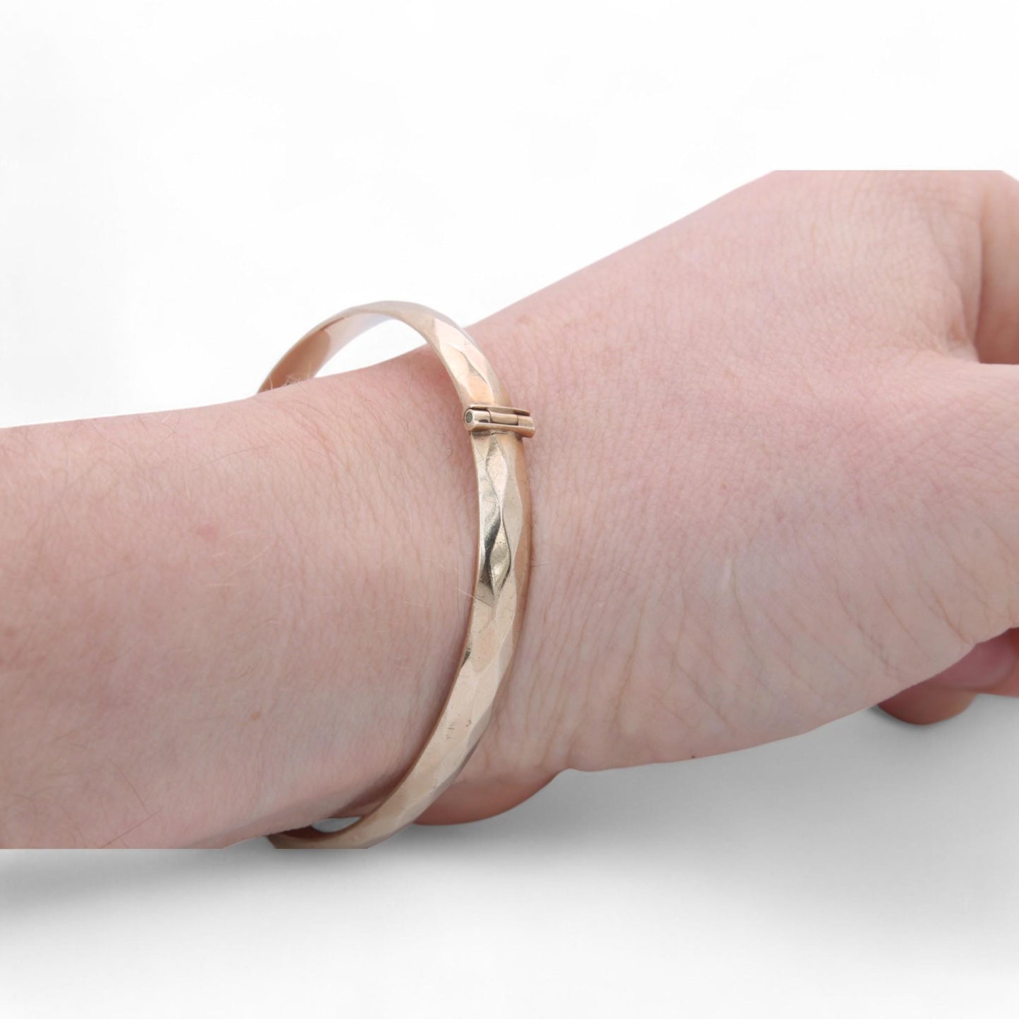 Antique-9ct-Gold-Faceted-Metal-Core-Bangle