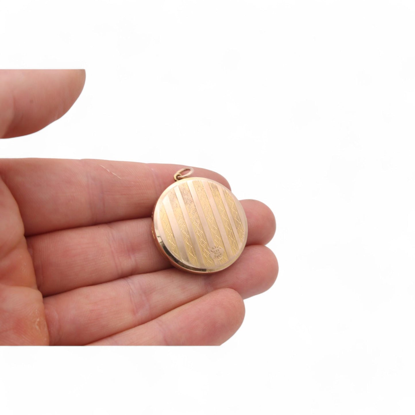 Antique 9ct Gold Chased Locket