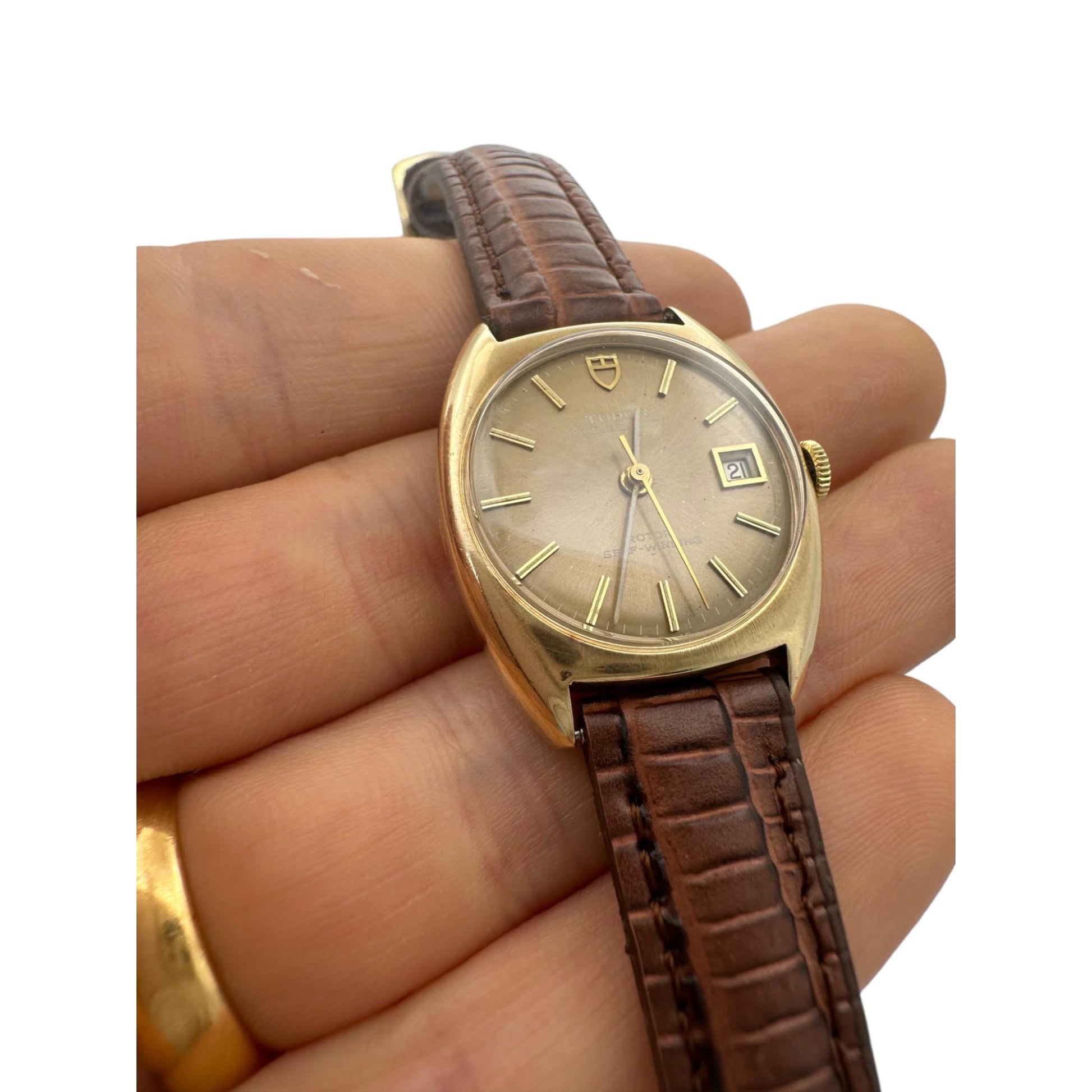 Vintage-Tudor-Rolex-Ladies-Automatic-9ct-Gold-Princess-Date-Watch
