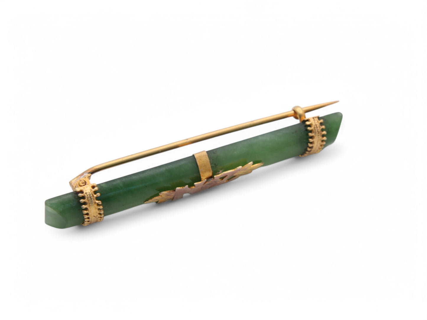 Antique 9ct Gold New Zealand Nephrite Brooch
