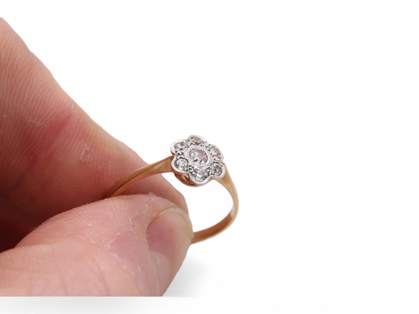 Antique 18ct Gold & Platinum Diamond Cluster Daisy Ring