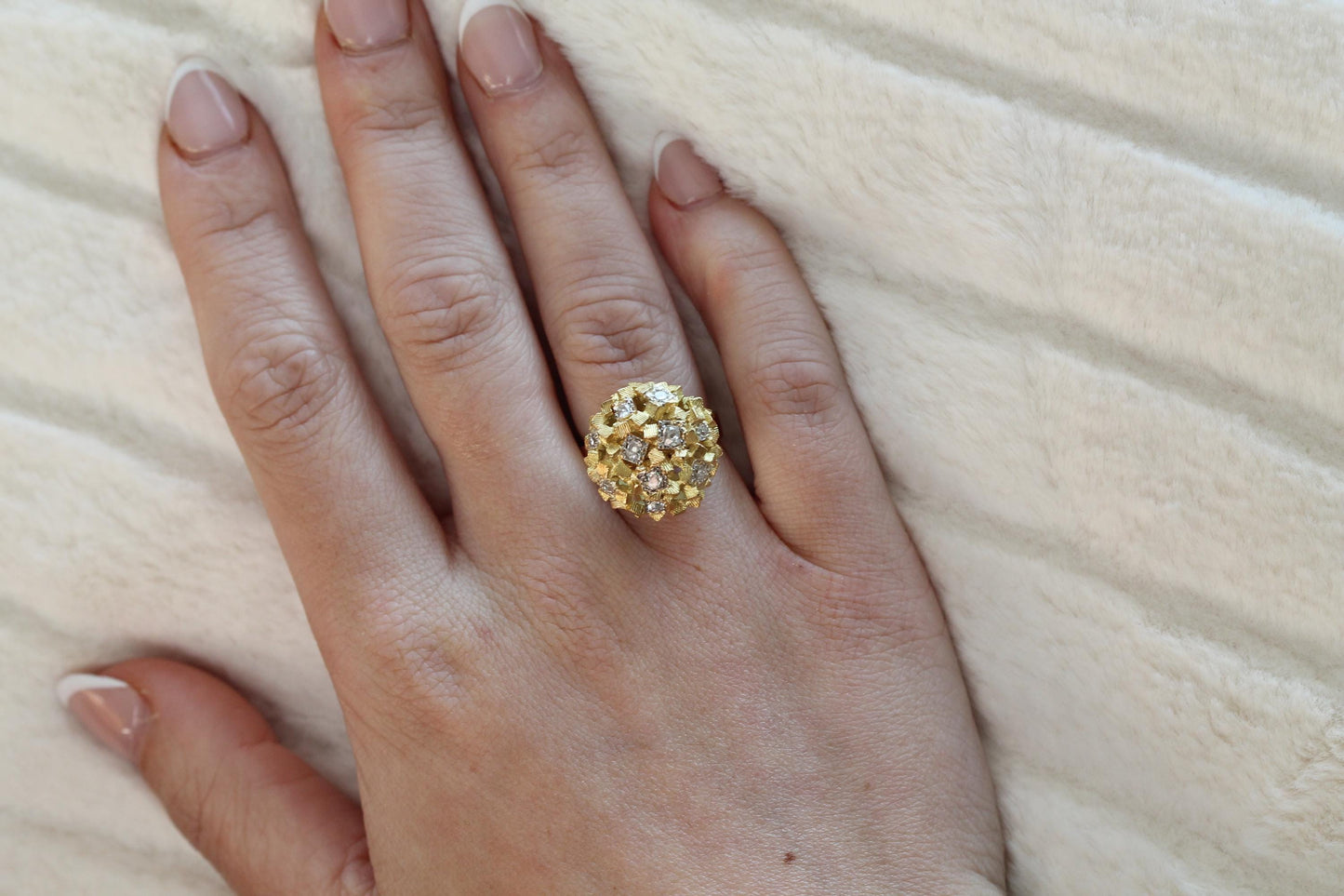Vintage 18ct Gold John Donald Diamond Cluster Ring