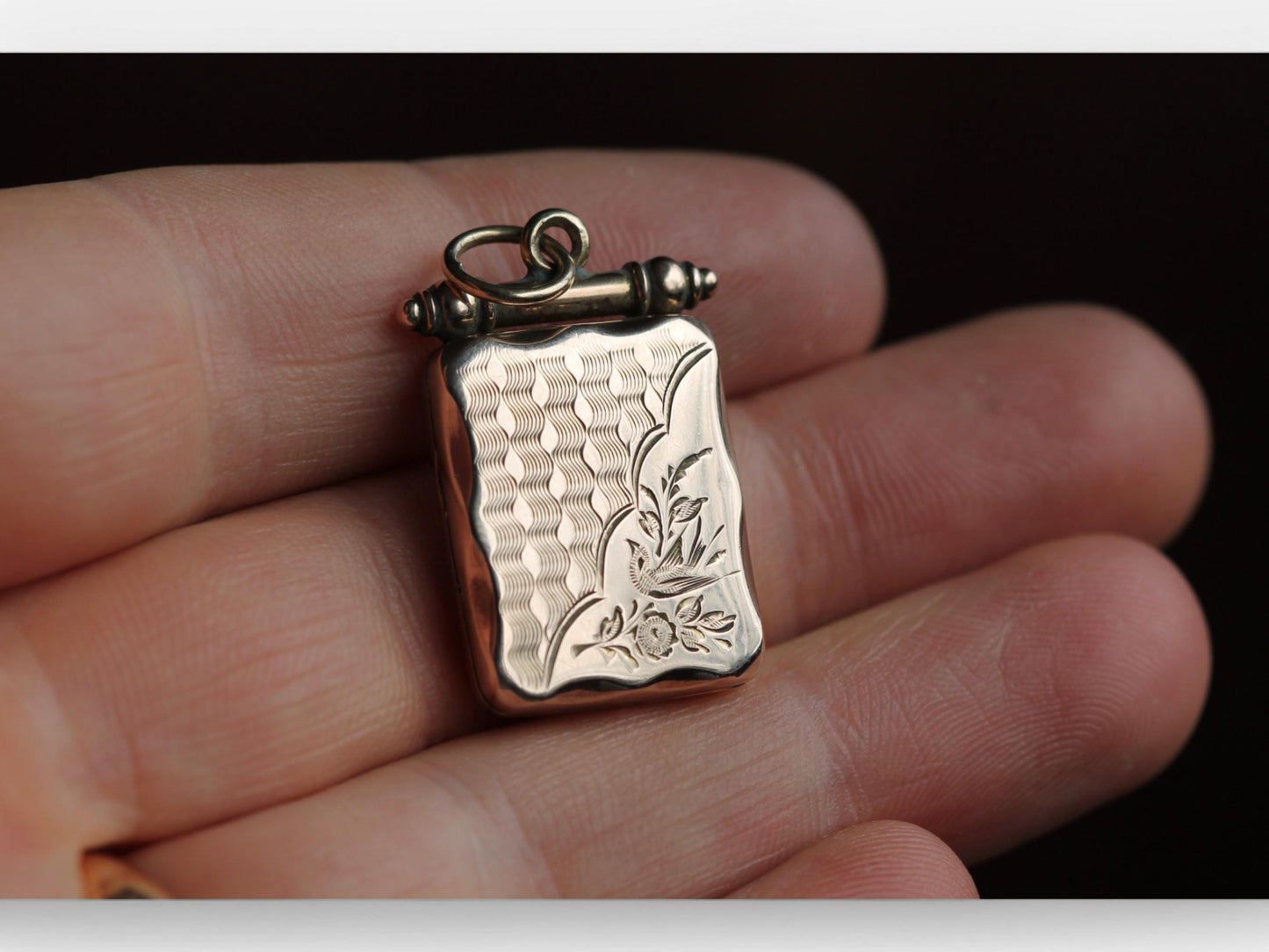 Antique-9ct-Gold-Swallow-Locket