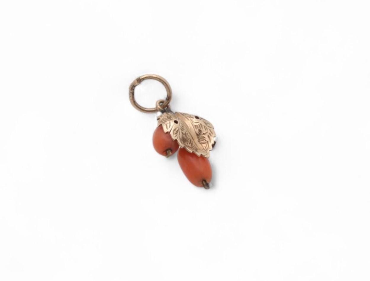 Antique 9ct Gold Coral Grape Charm Pendant