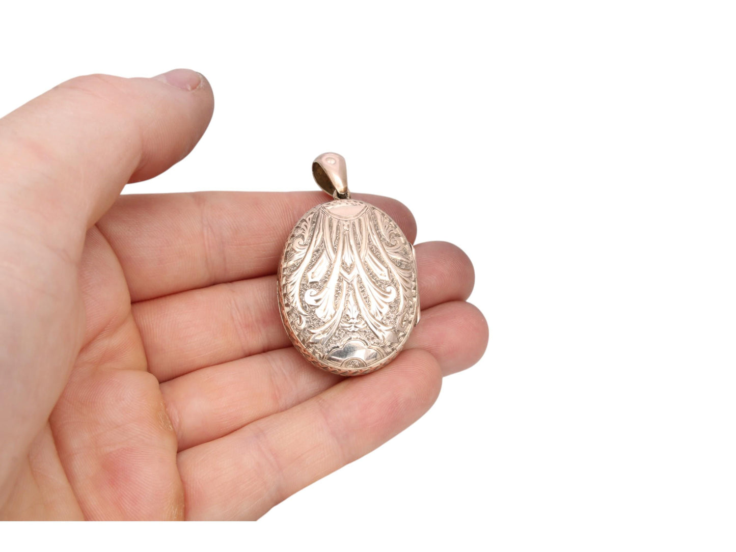 Antique 9ct Gold Chased Forget Me Not Floral Locket