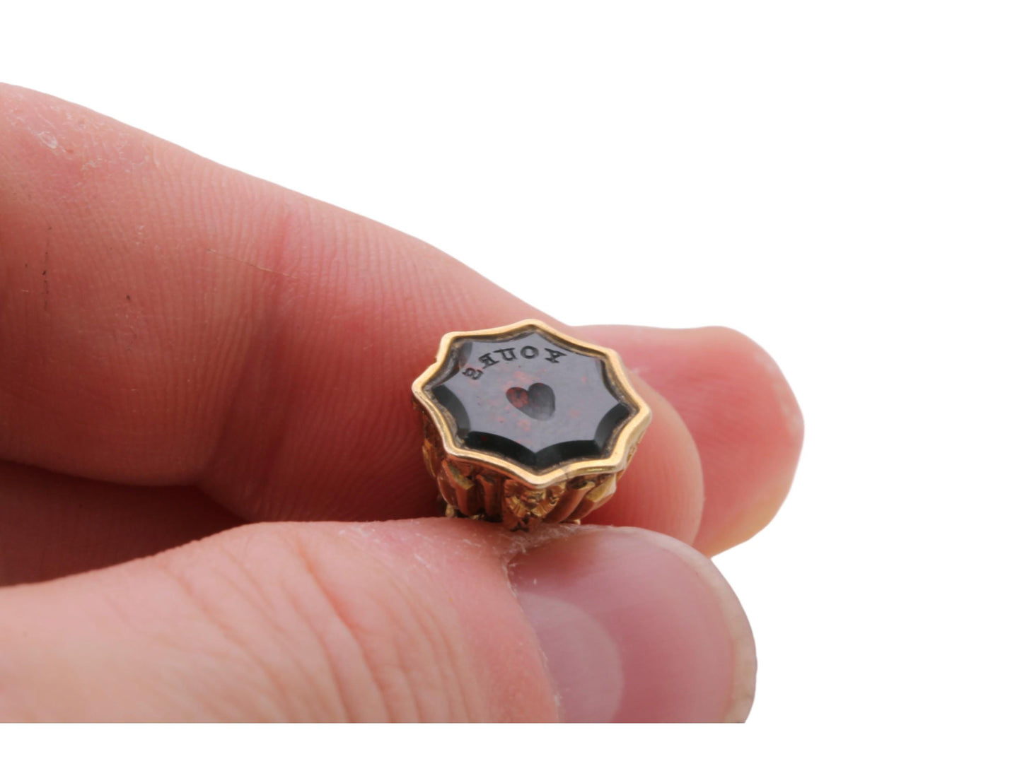 Antique 9ct Gold Cased Love Heart 'YOURS' Intaglio Pendant
