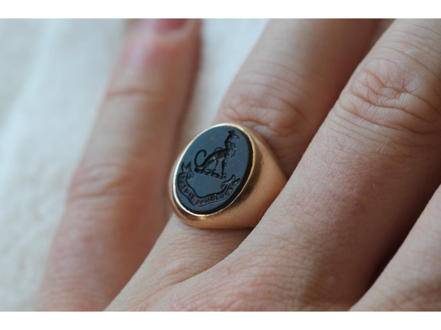 Antique 15ct Gold Bloodstone Intaglio Greyhound Crest 'Always Faithful' Signet Ring, Australian Colonial Hallmarks