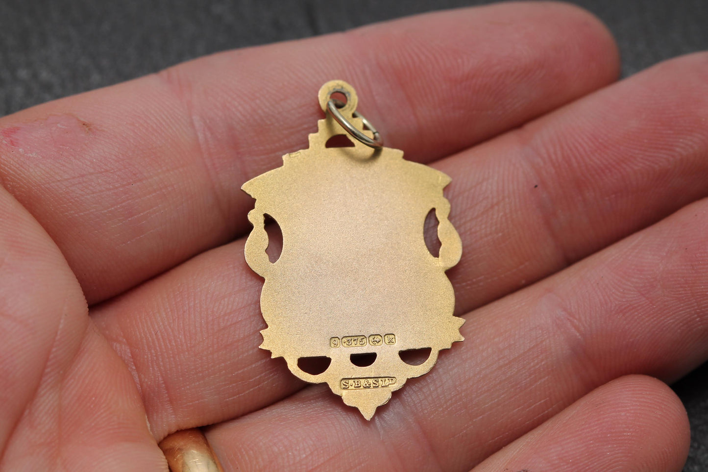 Antique 9ct Gold Shield Pendant Fob