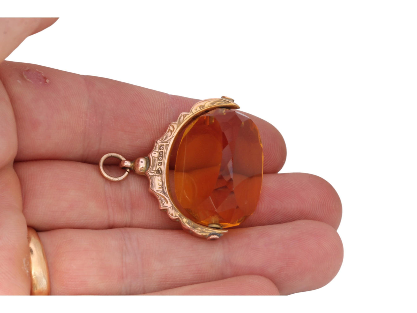 Antique-9ct-Gold-Citrine-Spinner-Pendant