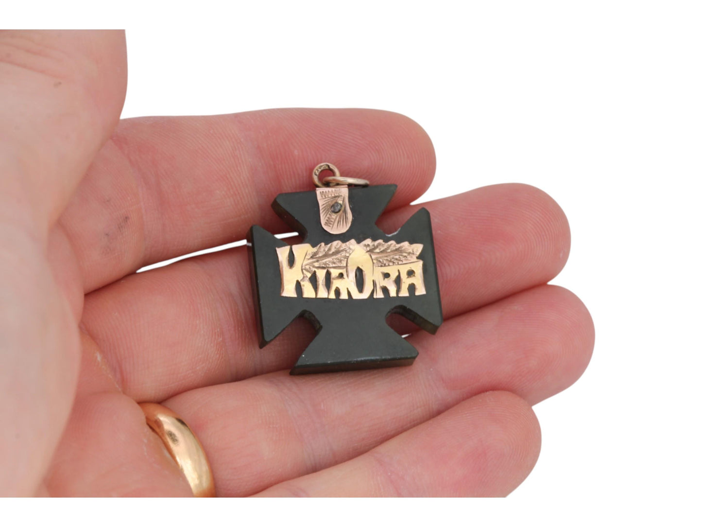 Antique 9ct Gold New Zealand Nephrite Maltese Cross "Kia Ora" Pendant