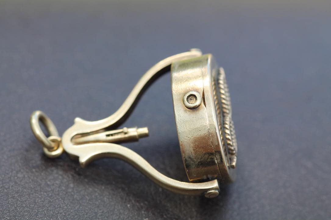 Antique 18ct Gold Stag Intaglio 'I have Good Cause' Motto & Secret Compass Spinner Pendant