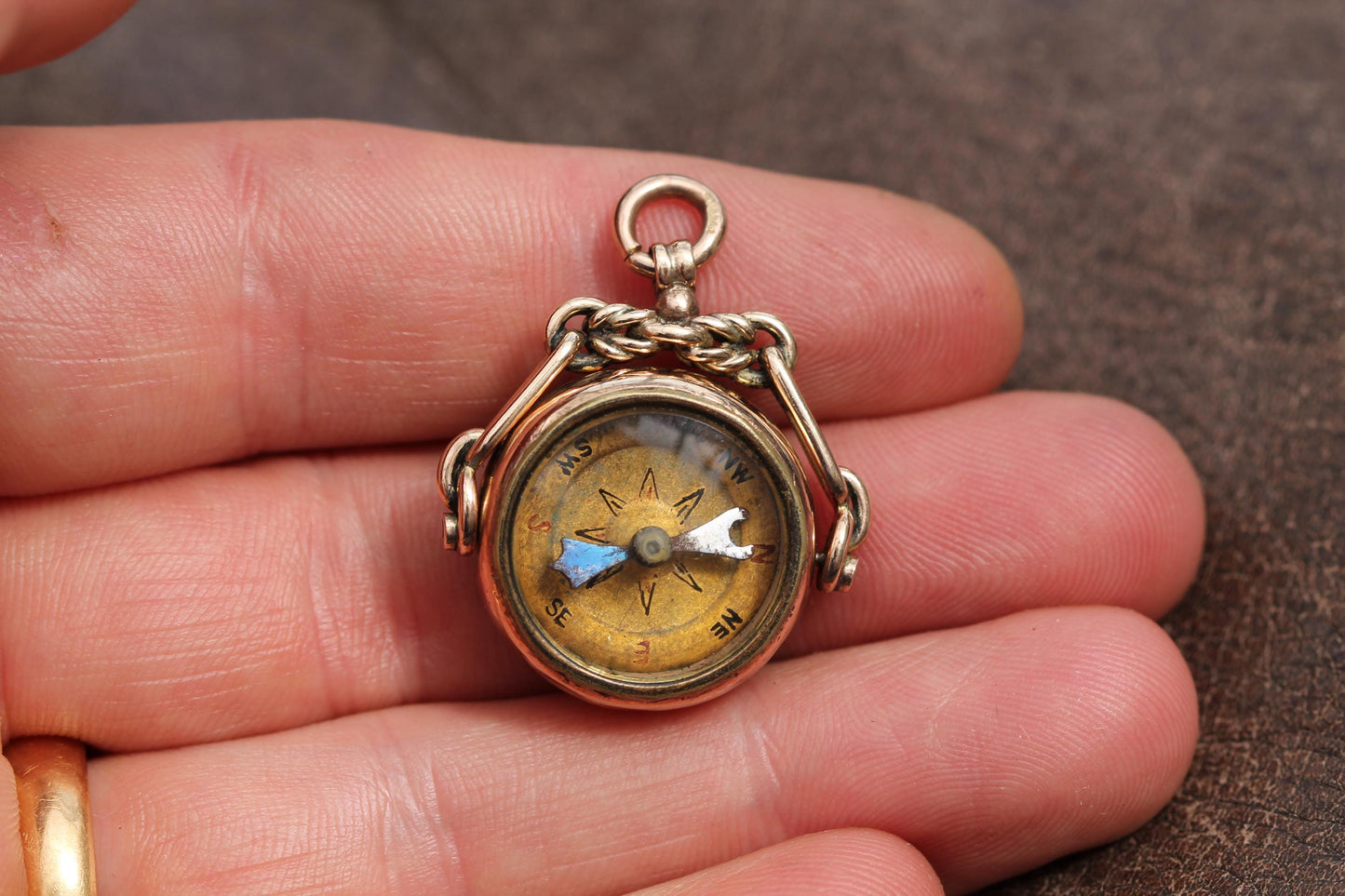 Antique 9ct Gold Carnelian Compass Pendant, 1891