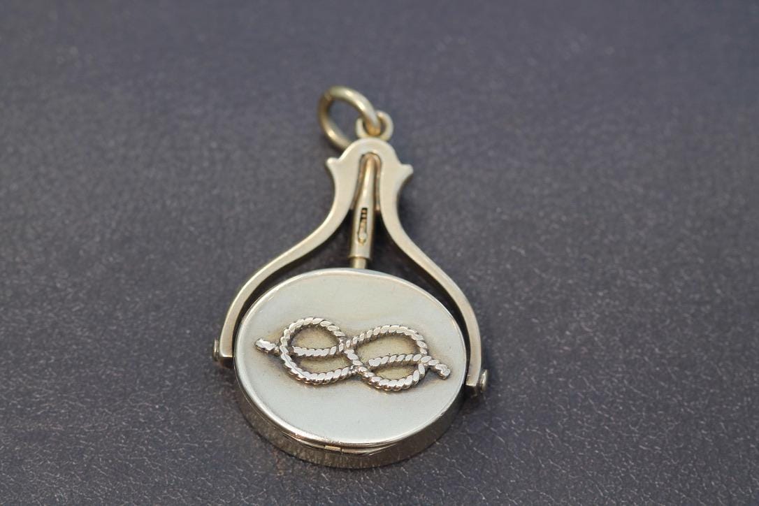 Antique 18ct Gold Stag Intaglio 'I have Good Cause' Motto & Secret Compass Spinner Pendant