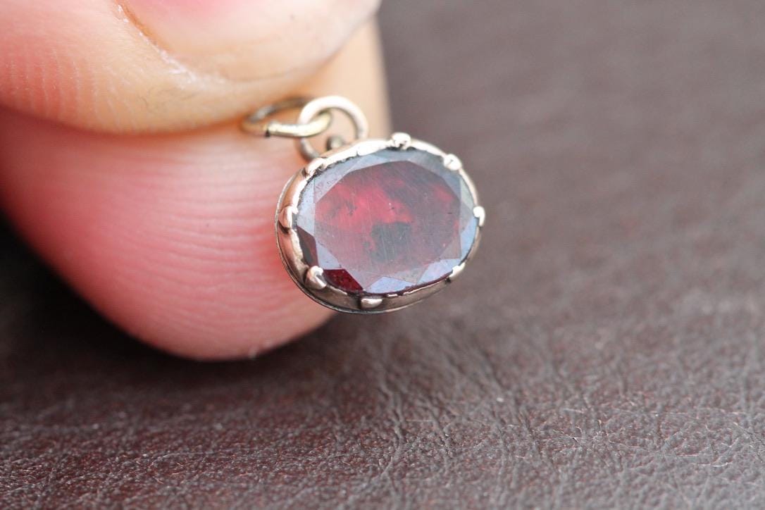 Antique 9ct Gold Garnet Charm Pendant