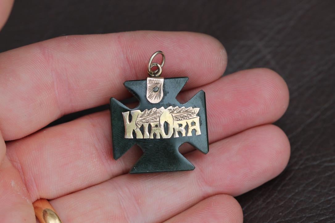 Antique 9ct Gold New Zealand Nephrite Maltese Cross "Kia Ora" Pendant