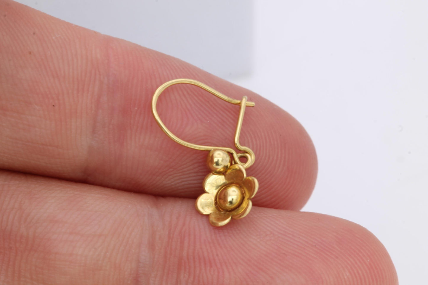 Vintage-9ct-Yellow-Gold-Flower-Drop-Earrings,-1977