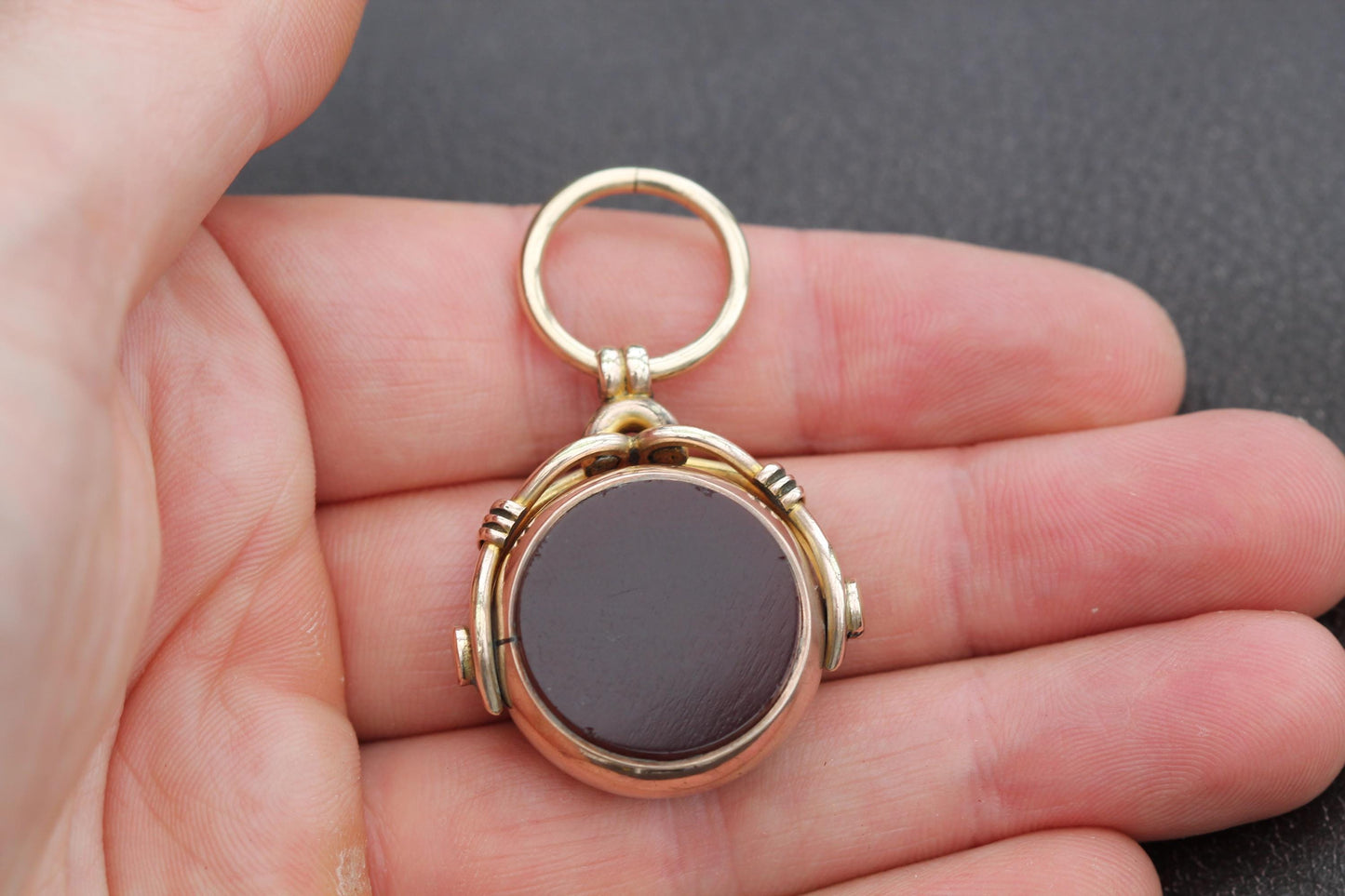 Antique 9ct Gold Gambling Dice Shaker Spinner Pendant