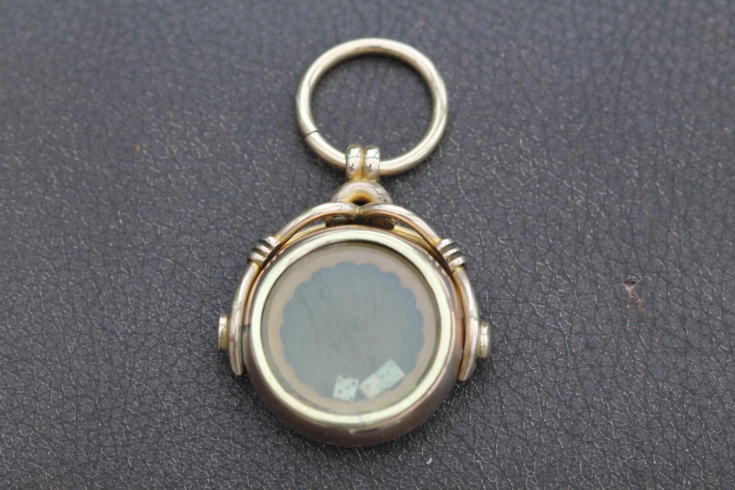 Antique 9ct Gold Gambling Dice Shaker Spinner Pendant