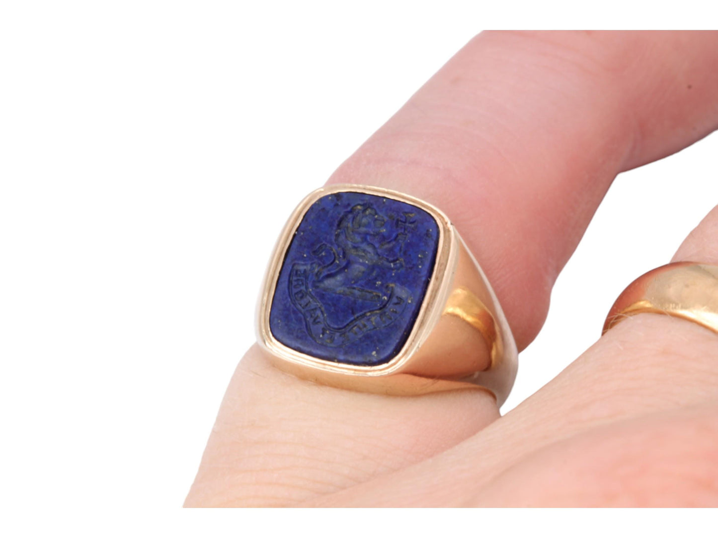 Antique 14ct Gold Lapis Lazuli Lion Intaglio 'By Virtue And Courage" Signet Ring