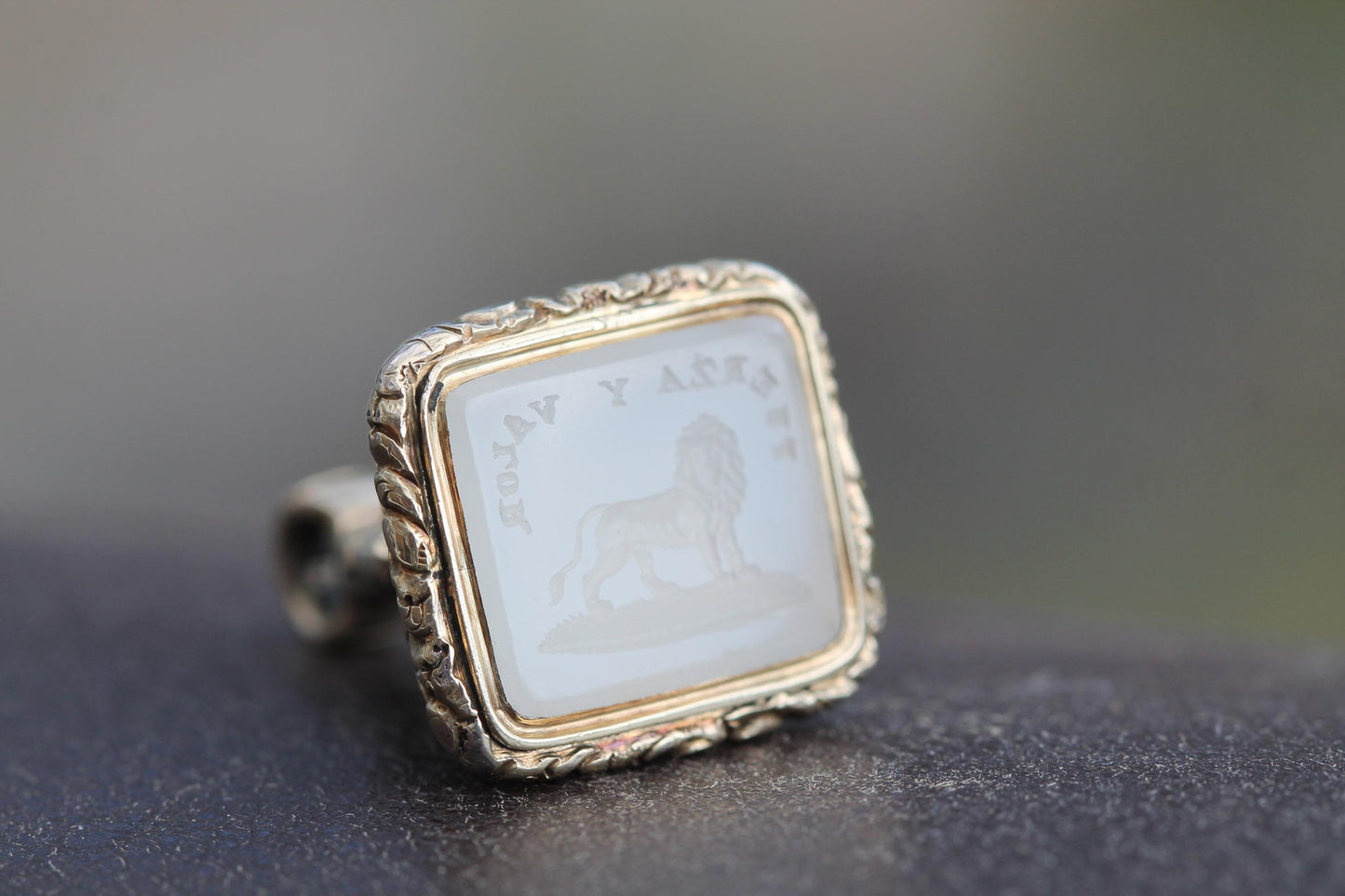 Antique 15ct Gold Cased Chalcedony Lion "Strength And Courage" Intaglio Seal Pendant
