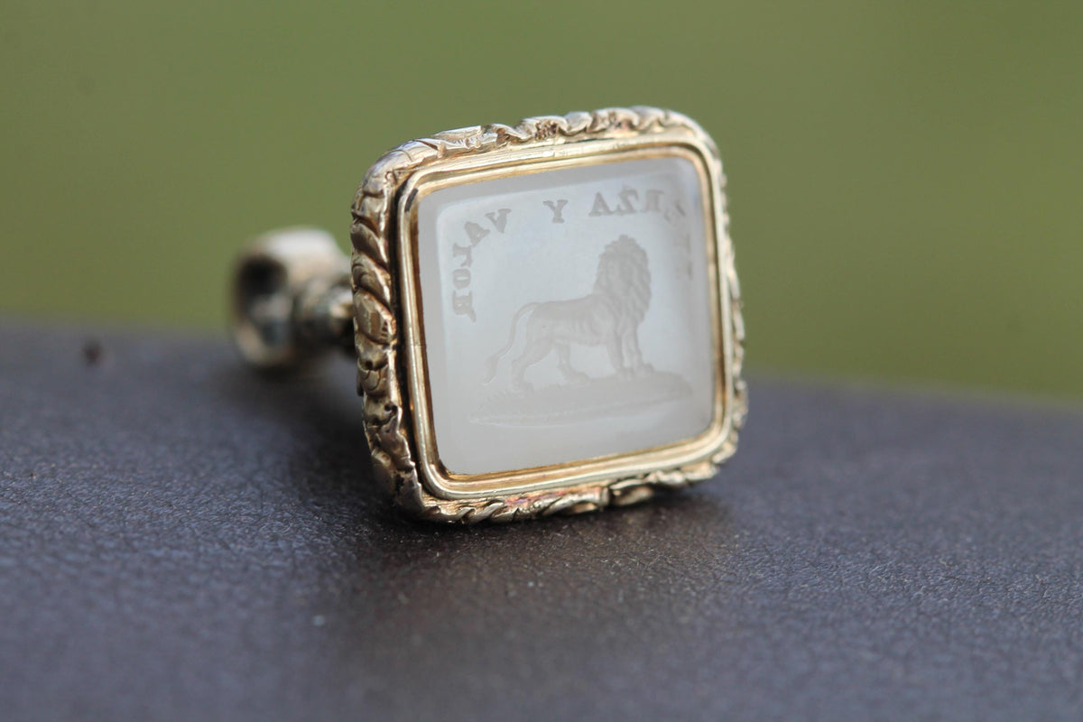 Antique 15ct Gold Cased Chalcedony Lion "Strength And Courage" Intaglio Seal Pendant