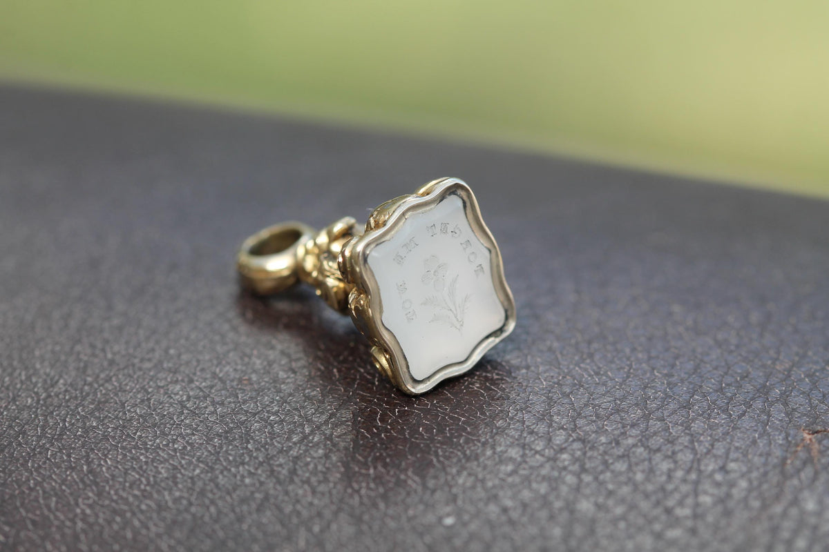 Antique 9ct Gold Filled Forget Me Not Flower Chalcedony Intaglio Seal Pendant
