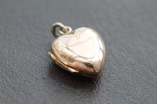 Antique 9ct Gold Small Heart Charm Locket