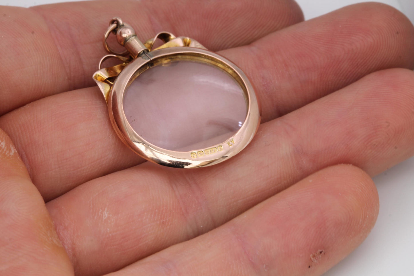 Antique 9ct Gold Decorative Bow Glass Locket, 1905