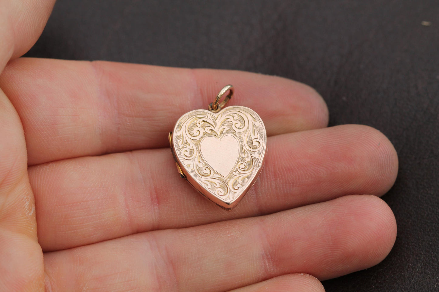 Antique Edwardian 9ct Gold Heart Locket, Floral Chasing & Forget-Me-Nots, 1907