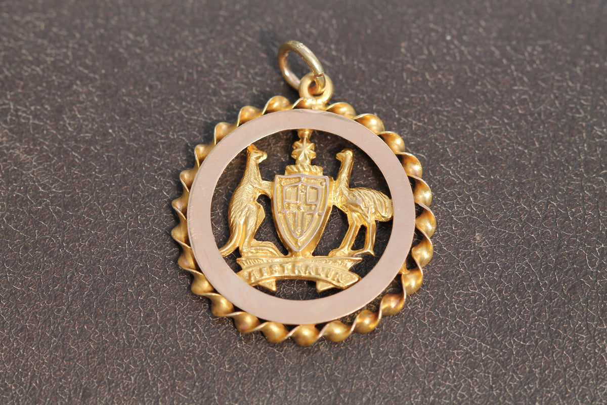 Antique 9ct Gold Australian Kangaroo Emu, Commonwealth Coat Of Arms Pendant