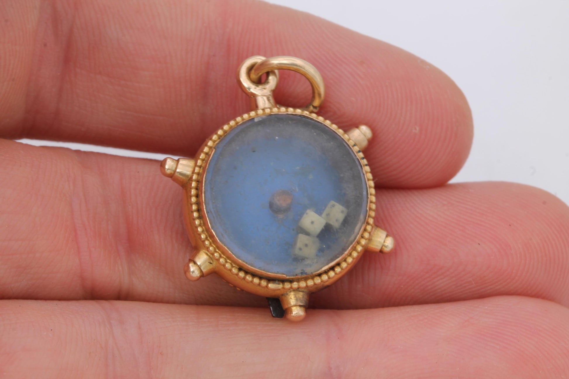 Antique-15ct-Gold-Dice-Gambling-Roulette-Pendant-Fob