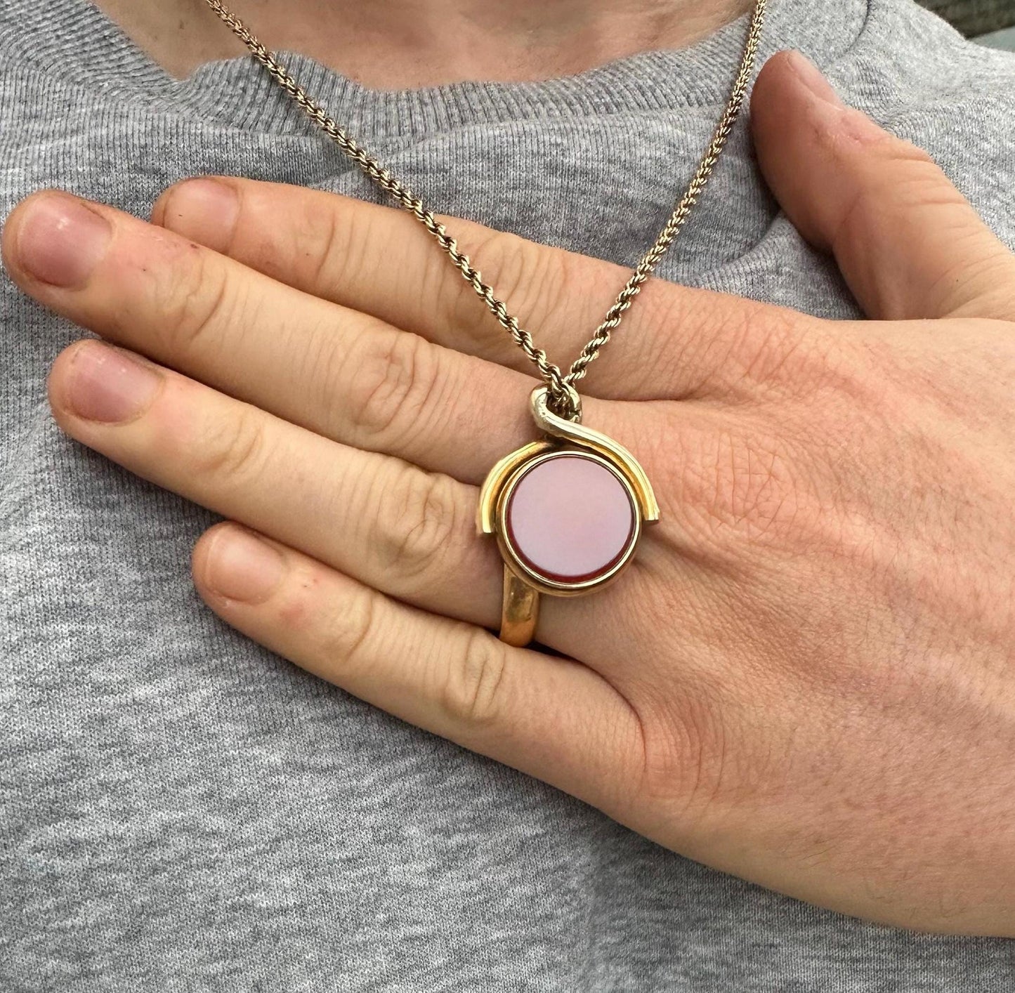 Antique 15ct Gold Bloodstone & Lilac Agate Spinner Pendant Fob