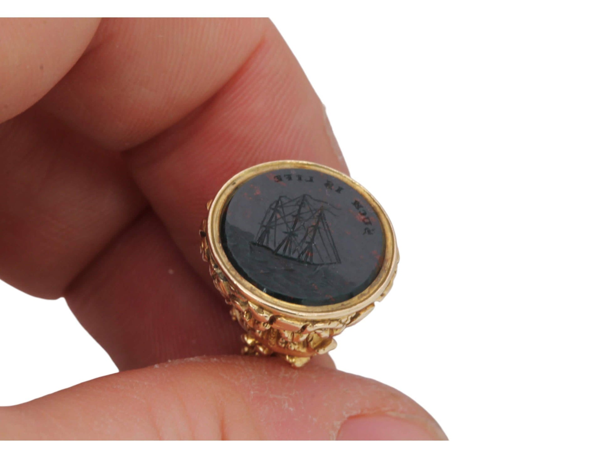 Antique-15ct-Gold-Seal,-Bloodstone-Intaglio-with-Ship-&-Motto-“Such-Is-Life”,-Victorian-Sentimental-Jewel-c.1880