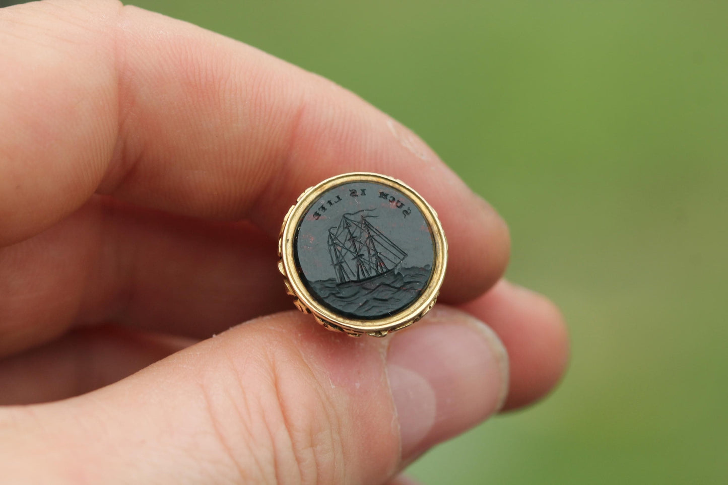 Antique 15ct Gold Seal, Bloodstone Intaglio with Ship & Motto “Such Is Life”, Victorian Sentimental Jewel c.1880