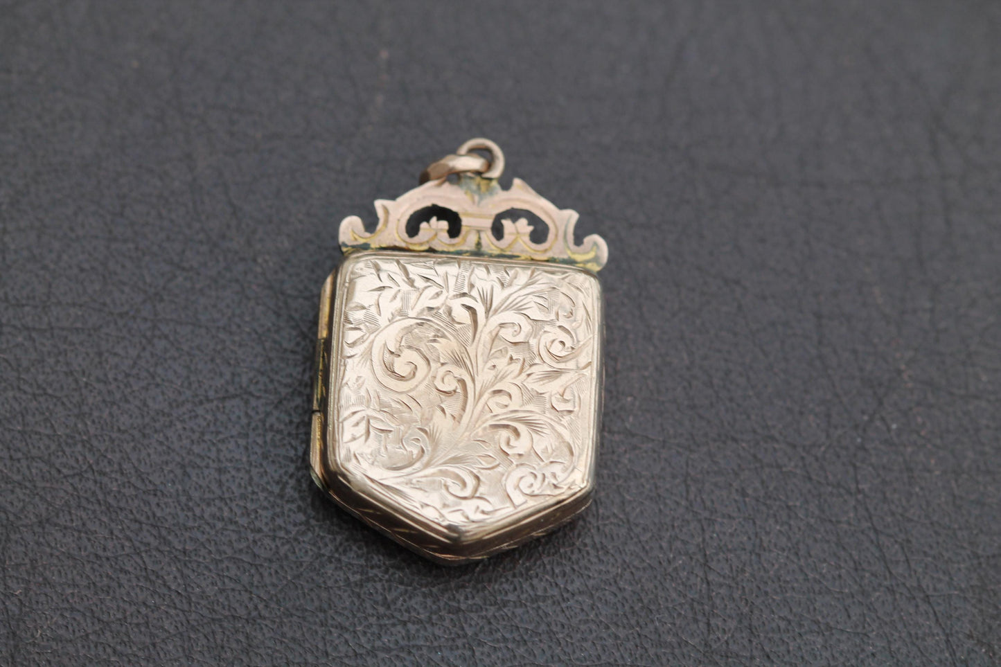 Antique 9ct Gold Shield Locket, 1902