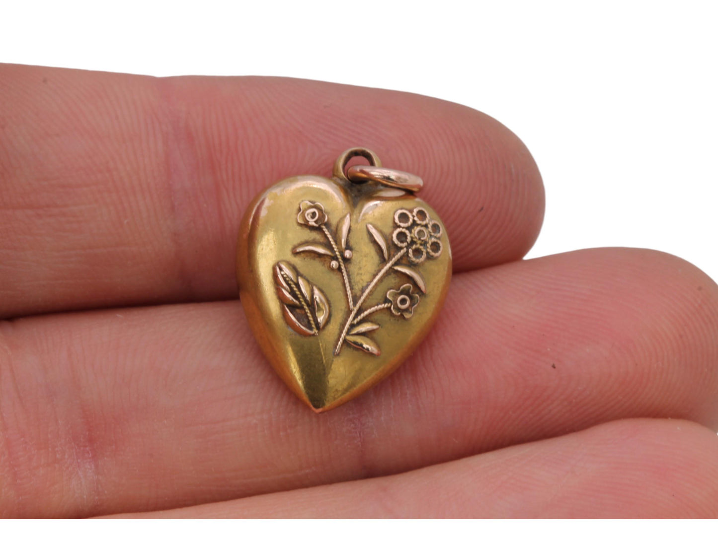Antique 15ct Gold Decorative Flower Heart Pendant, 1899