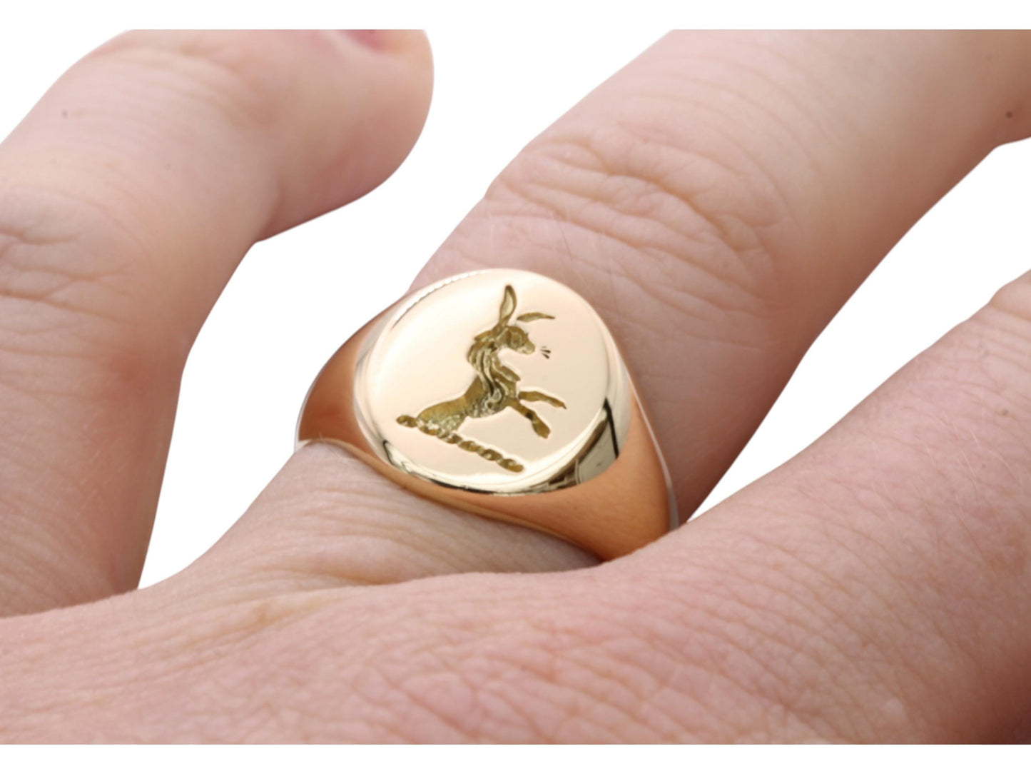 Vintage 18ct Gold Intaglio Hare Crest Signet Ring, 1956