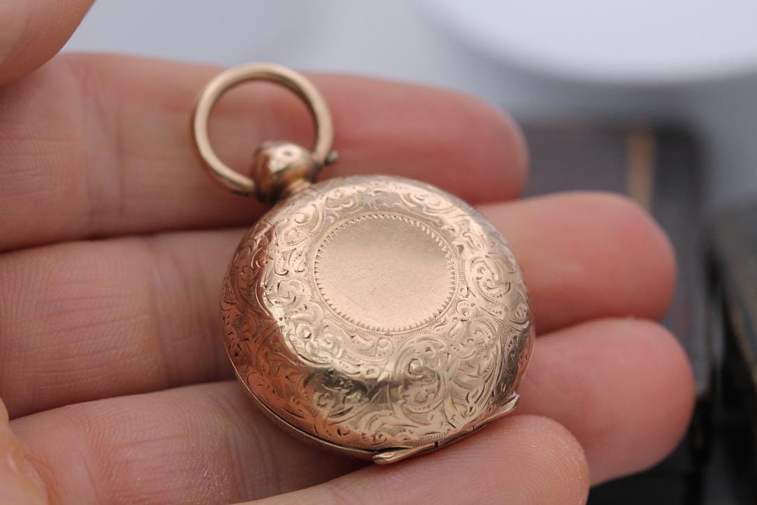 Antique 9ct Gold Filled Dennison Sovereign Case