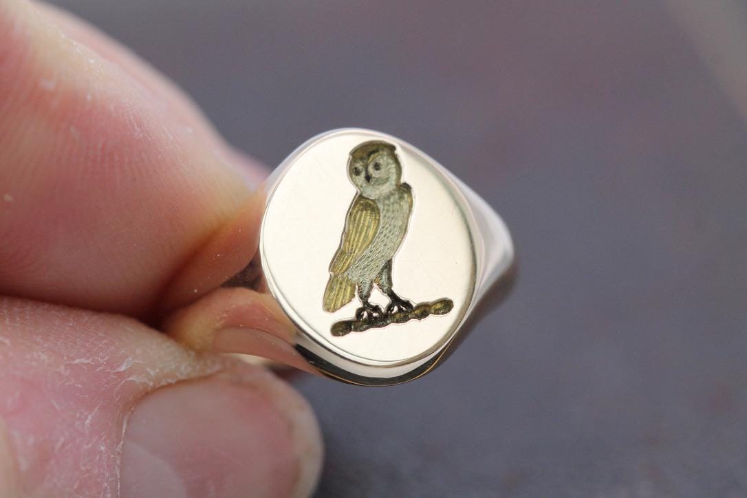 Vintage 18ct Gold Owl Intaglio Crest Signet Ring, 12.8g