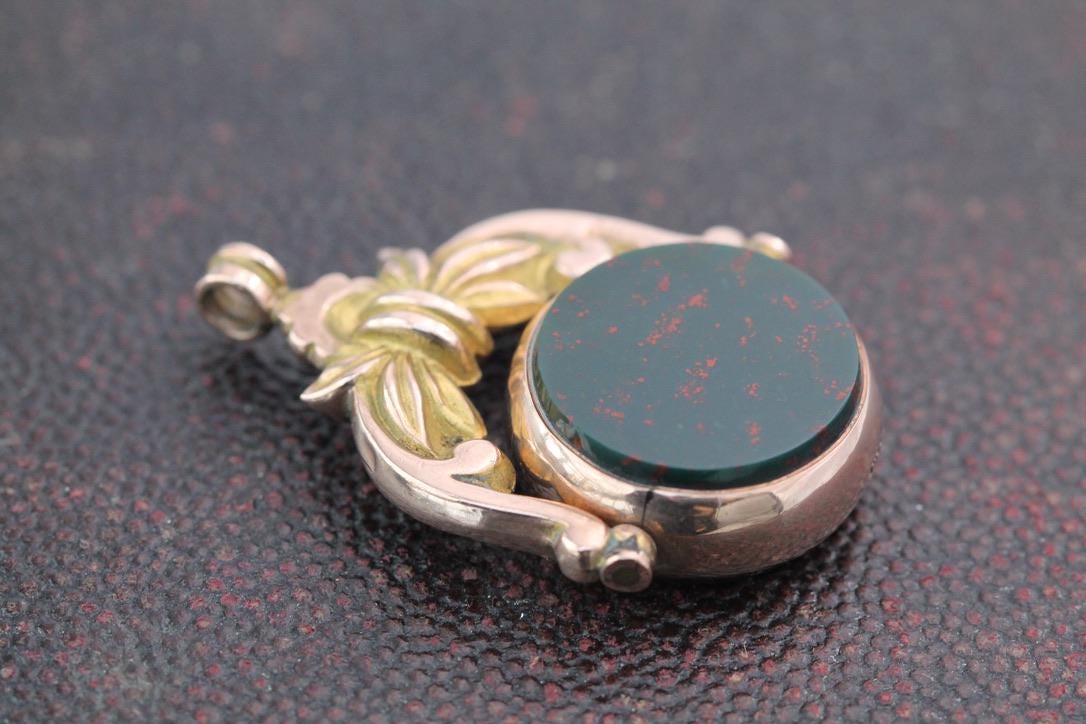 Antique 9ct Gold Bloodstone Spinner Pendant, 1896