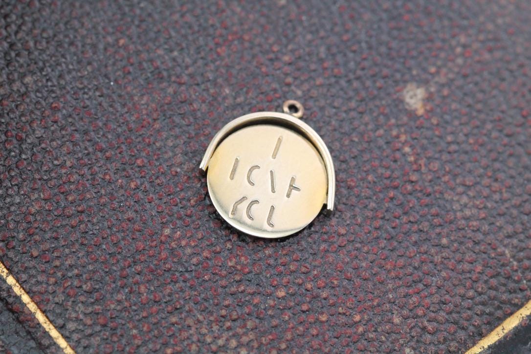 Vintage 9ct Gold I Love You Spinning Charm